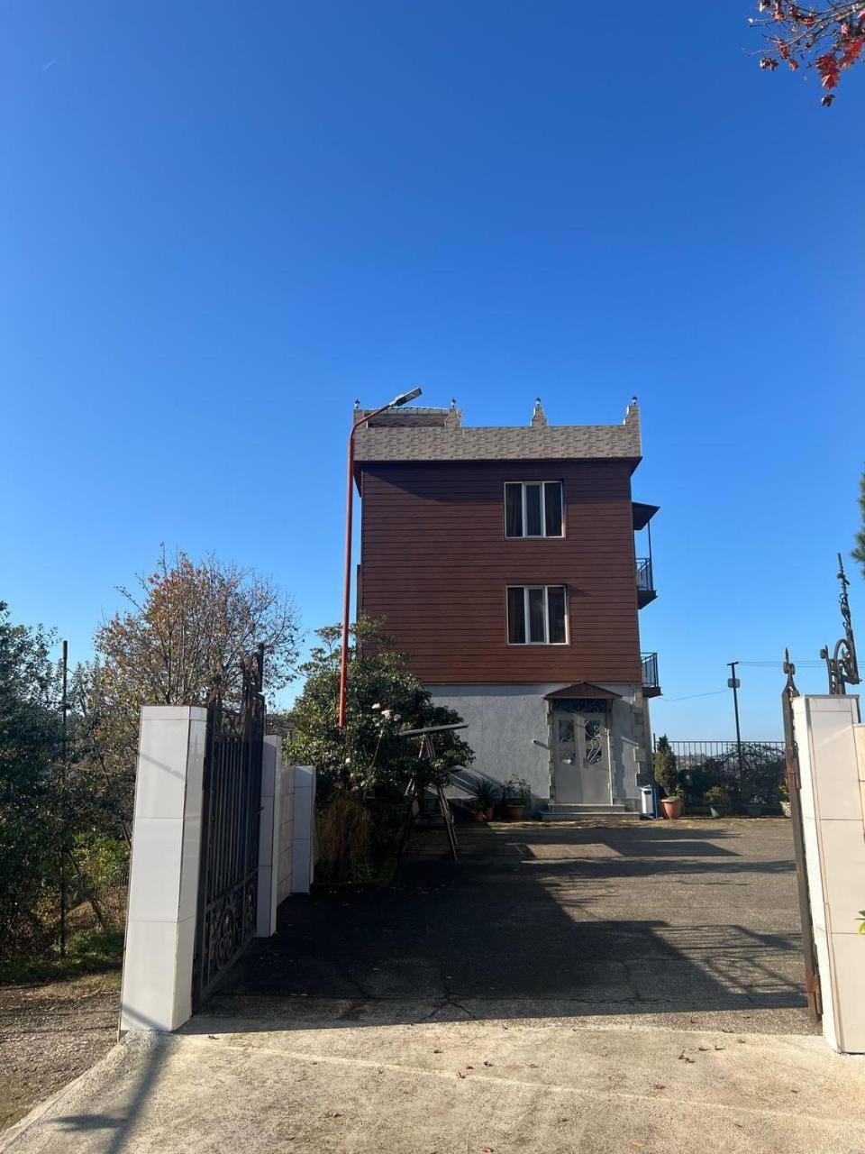 فندق Gt House باتومي المظهر الخارجي الصورة