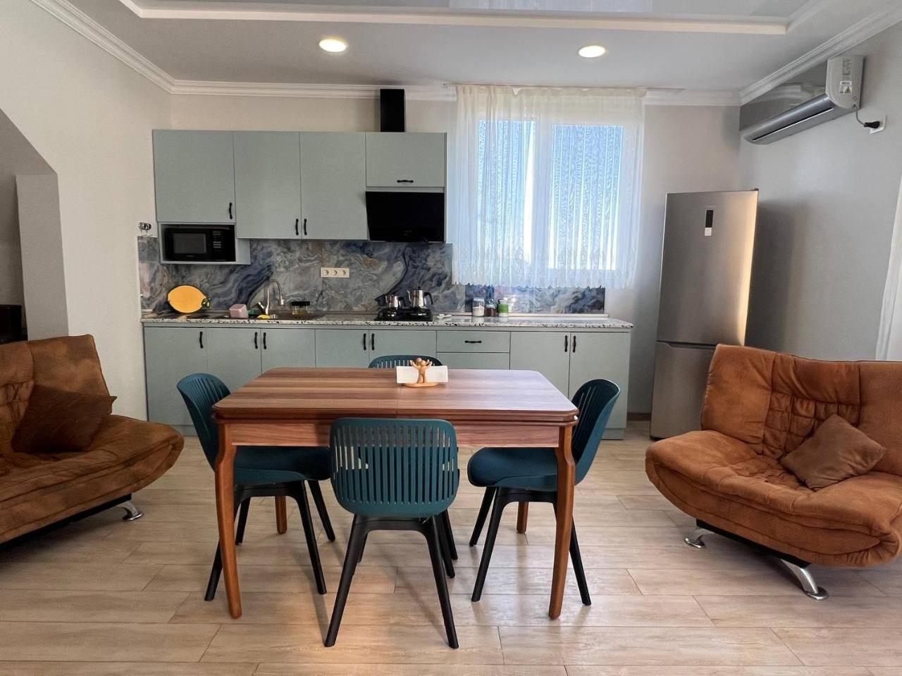 فندق Gt House باتومي المظهر الخارجي الصورة