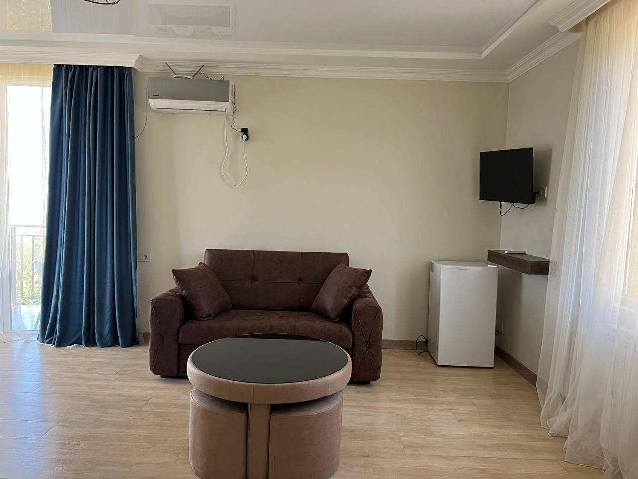 فندق Gt House باتومي المظهر الخارجي الصورة